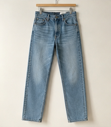 Light Wash Straight Leg Jeans
